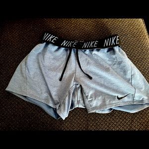 women’s Nike running shorts